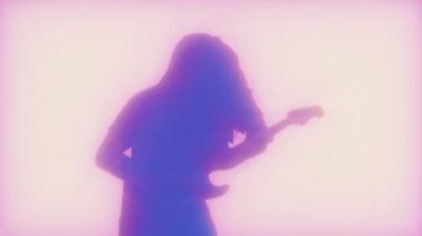 Siluetli Rock Gitaristi Gitar Çalıyor
