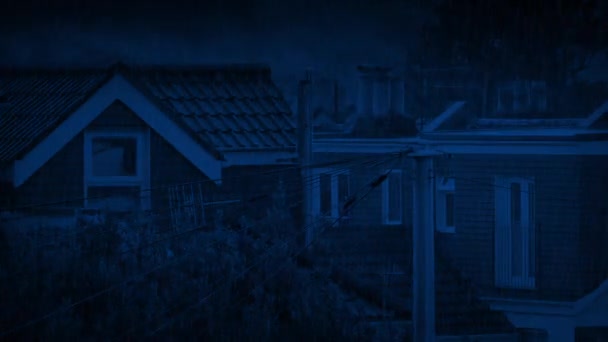 Bliksemflitsen Achter Huizen Woonwijk — Stockvideo