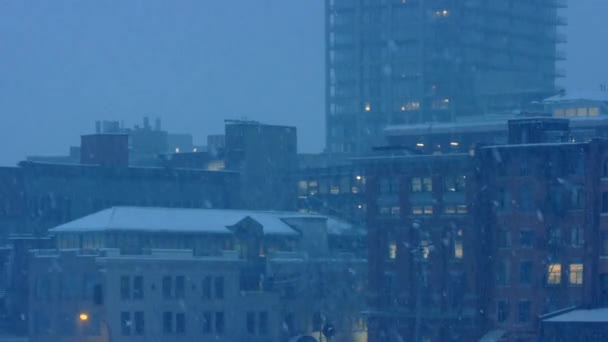 Nieva Los Edificios Ciudad Paisaje — Vídeo de stock