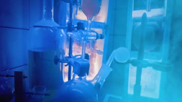 Научный Эксперимент Дымчатой Лаборатории — стоковое видео