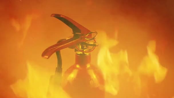 Πυρκαγιά Καίγεται Από Πυροσβεστήρα Κινήσει Shot — Αρχείο Βίντεο