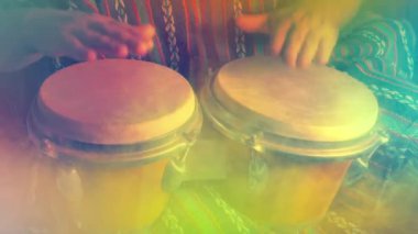 Smoky Reggae Konserinde Bongo Çalan