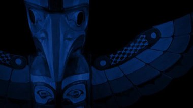 Gece Büyük Totem Kutbu Kartalı