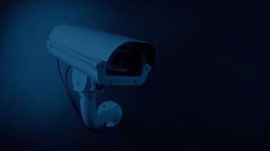 Koyu Parlak Işık Döngüsünde CCTV Kamerası