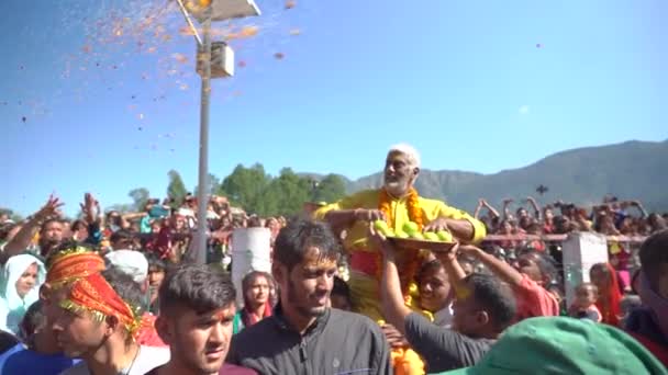 Rudraprayag Uttarakhand India April 2022 Dorpelingen Vieren Het Religieuze Festival — Stockvideo