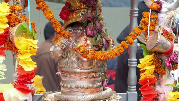 Estátua Deidade Kedarnath Uttarakhand Índia Templo Kedarnath Templo Hindu Dedicado — Fotografia de Stock