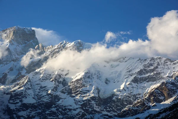 Montaña Himalaya Rayos Del Sol Paisaje Gran Himalaya Gran Himalaya — Foto de Stock