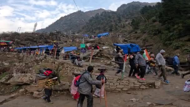 Dehradun Uttarakhand India May 2023 Indian Travelers Find Sheer Delight — Stock Video