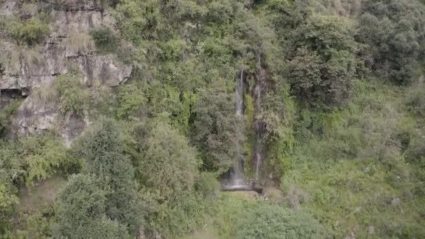 Beauty Uttarakhand Breathtaking Waterfall Cascades Mountains High Quality Footage — Stock Video