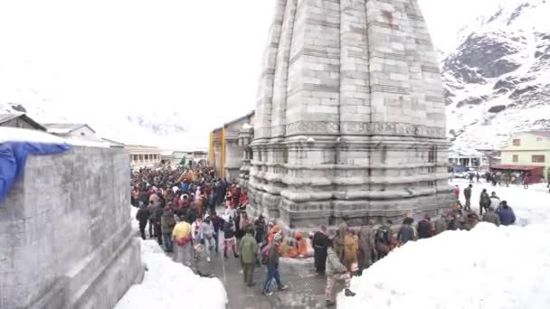 Dehradun Uttarakhand Indie Maja 2023 Objęciach Radości Wiary Radosny Tłum — Wideo stockowe
