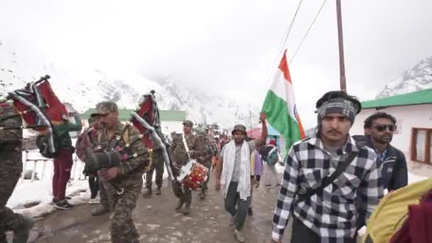 Dehradun Uttarakhand Indien Mai 2023 Militärischer Roadtrip Bei Dem Jede — Stockvideo