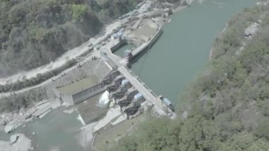 Himalaya Dağlarındaki Hidroelektrik Enerji Projesi Güzellik