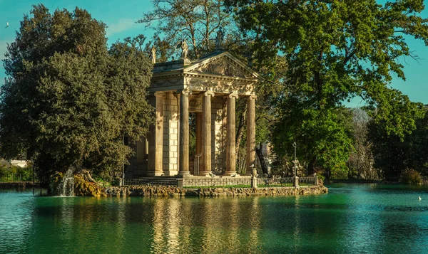 Templo Aesculapius Villa Borghese Jardins Roma Itália — Fotografia de Stock