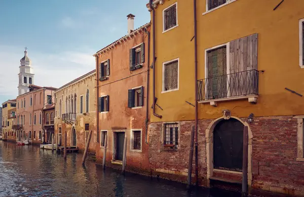 Wohngebäude Venedig Italien Stockbild