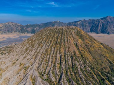 Bromo 'nun hava manzarası, Endonezya, Doğu Java' daki Tengger Semeru Ulusal Parkı 'nda aktif bir volkan..
