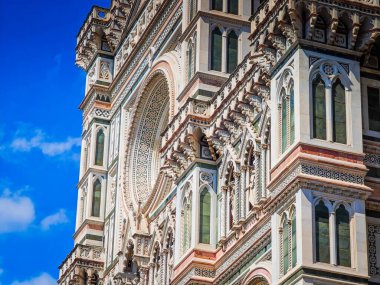 Santa Maria del Fiore Katedrali. Florence Duomo bazilikasının parçaları ve unsurları. Kubbe fotoğrafını kapat
