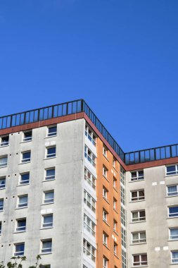 Linwood UK 'de sosyal yardım sorunları olan fakir konutlardaki konutlar