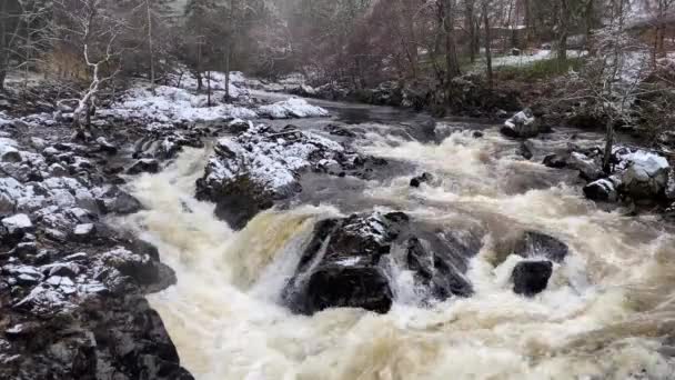 River Dee Fast Flowing Due High Water Level Winter Bridge — Stock Video