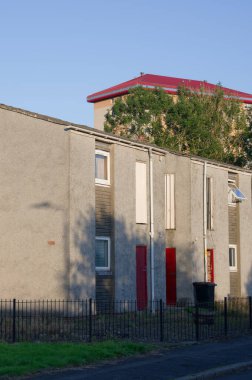 Maryhill, Glasgow UK 'de sosyal yardım sorunları olan fakir konutlardaki yüksek binalar.