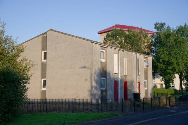 Maryhill, Glasgow UK 'de sosyal yardım sorunları olan fakir konutlardaki yüksek binalar.