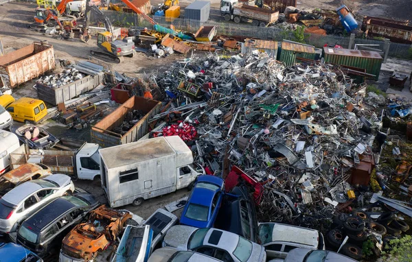 Scrap Metal Recycling Compound Viewed — Stockfoto