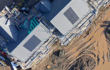 Kırsal bölgelerde artan talep için yeni konut geliştirme evleri inşa ediliyor.