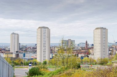 İngiltere 'nin Glasgow şehrindeki yüksek binalı konutlar