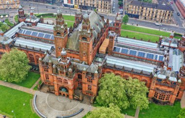 Glasgow 'daki Kelvingrove Müzesi İngiltere' nin yukarısından görülüyor
