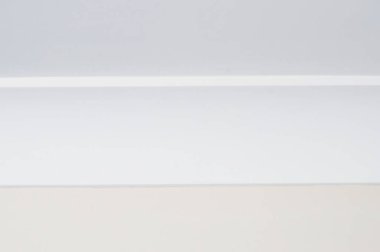 Yeni İngiltere 'de kaplama kurulumu beyaza boyandı