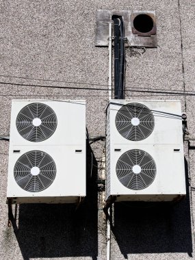 Birleşik Krallık 'ı ısıtmak ve soğutmak için ısı pompası yoğunlaştırıcı üniteleri