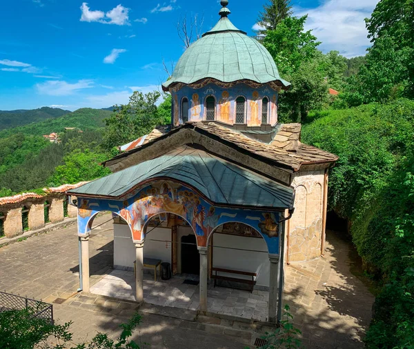 ブルガリアのガブロヴォ近くにあるソコルスキー修道院教会 — ストック写真