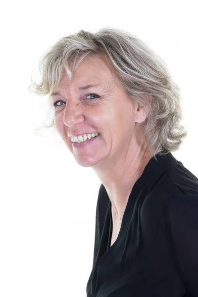 Blont Porträtt Senior Lycka Vacker Kvinna Vit Bakgrund — Stockfoto