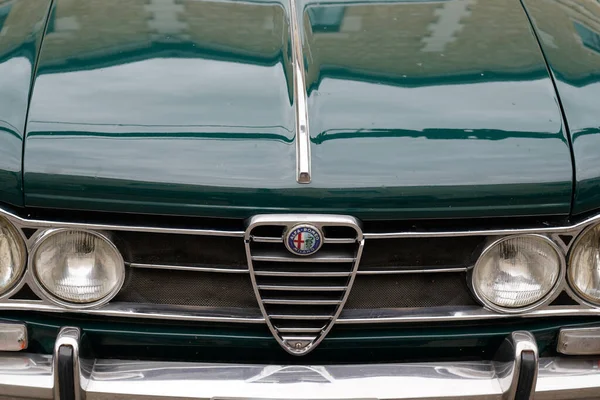 Бордо Aquitaine France 2022 Alfa Romeo Alfetta Giulia Classic Car — стоковое фото