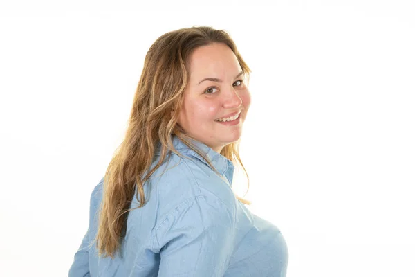 Velikost Módní Model Modré Košili Tuk Žena Bílém Pozadí Těle — Stock fotografie