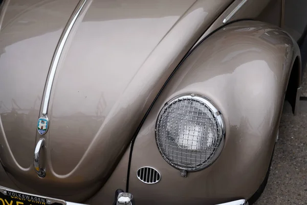 Бордо Aquitaine France 2022 Volkswagen Silver Beetle Grey Bug Vintage — стоковое фото