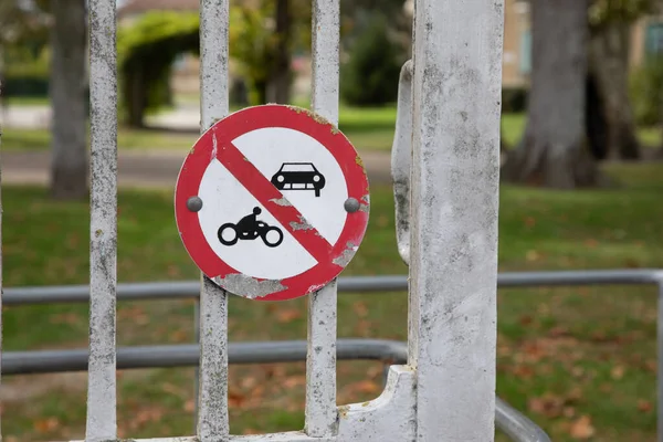 Motocicleta Carro Proibido Trânsito Sinal Estrada Nenhuma Moto Auto Nenhum — Fotografia de Stock