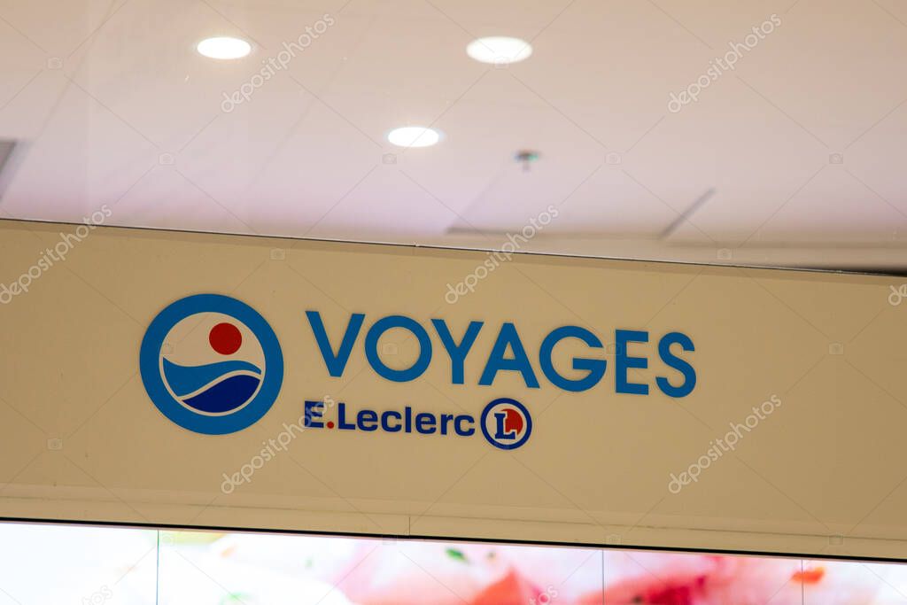 Bordeaux , Aquitaine  France - 03 10 2023 : e.leclerc brand text and sign logo of leclerc voyages travel agency facade office