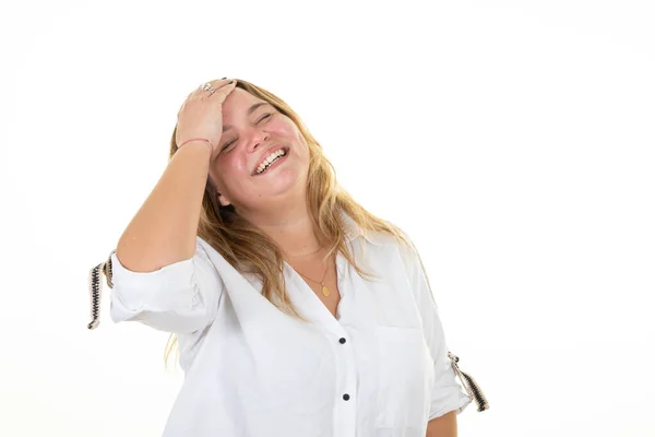 Smích Zábava Blondýny Oversize Žena Ruka Prst Vlasy Usměvavý Šťastný — Stock fotografie