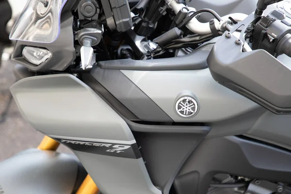 Бордо Aquitaine France 2023 Знак Логотипа Мотоцикла Yamaha Mt09 Tracer — стоковое фото