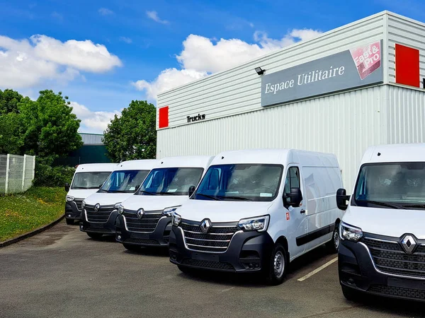 Bordeaux Aquitaine France 2023 Renault Master Trafic Panel Van Industrial — Stock Photo, Image