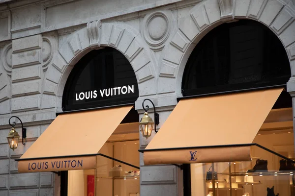 Bordeaux Aquitaine France 2023 Louis Vuitton Бренд Текст Фасаді Магазину — стокове фото