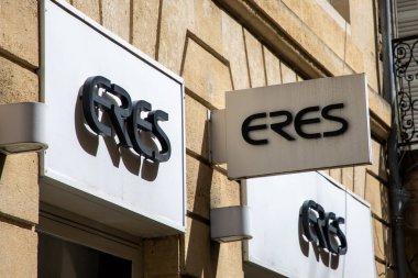 Bordeaux, Aquitaine France - 06 06 06 2023: Eres iç çamaşırı mağazası logosu kadın giyim mağazası perakendecisi