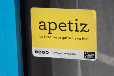 Bordeaux, Aquitaine France - 06 06 06 2023: apetiz logosu ve giriş pencereleri ön kapı akreditasyon restoranı