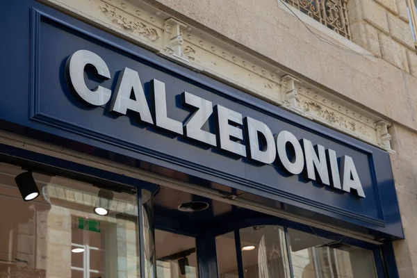 Burdeos Aquitania Francia 2023 Calzedonia Logo Brand Facade Text Sign — Foto de Stock