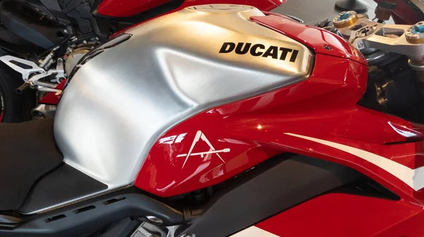 Bordeaux Frankreich 2023 Ducati Corse Motorradschild Marke Und Logo Textkompass — Stockfoto