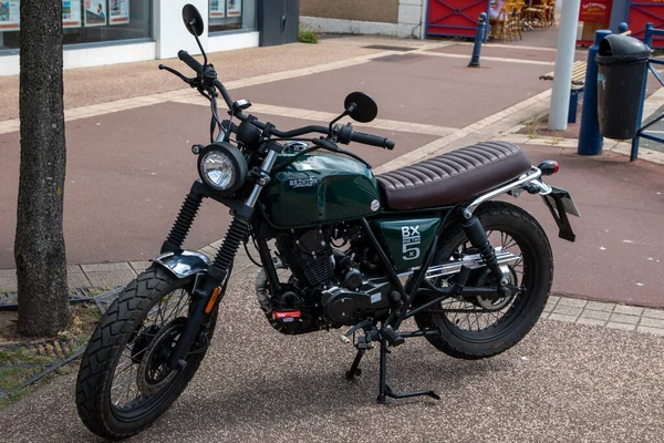 Burdeos Francia 2023 Brixton Motorcycles Green 125 Fuel Tank Pad — Foto de Stock