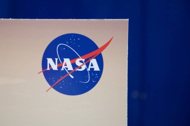 Lyon, Fransa - 08 08 08 2023: NASA işareti logosu ve markası bize Araştırma Merkezi Federal Havaalanı American