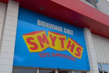 Bordeaux , France - 10 19 2023 : Smyths Toys Superstores logo brand and text sign chain on wall facade toys shop entrance store signage toy and game clipart