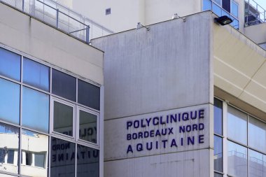 Bordeaux, Fransa - 12 17 2023: Poliklinik bordeaux nord aquitaine metin imzası