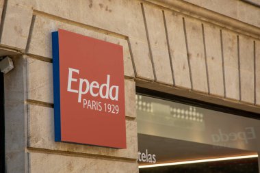 Bordeaux, Fransa - 02: 15 2024: epeda logo metni ve mağazadaki markayı imzala Fransız yatak yatakları ve kutu yayları
